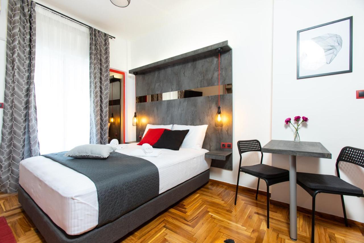 Downtown Luxury Boutique Suites : The Red Suite Thessaloníki Luaran gambar