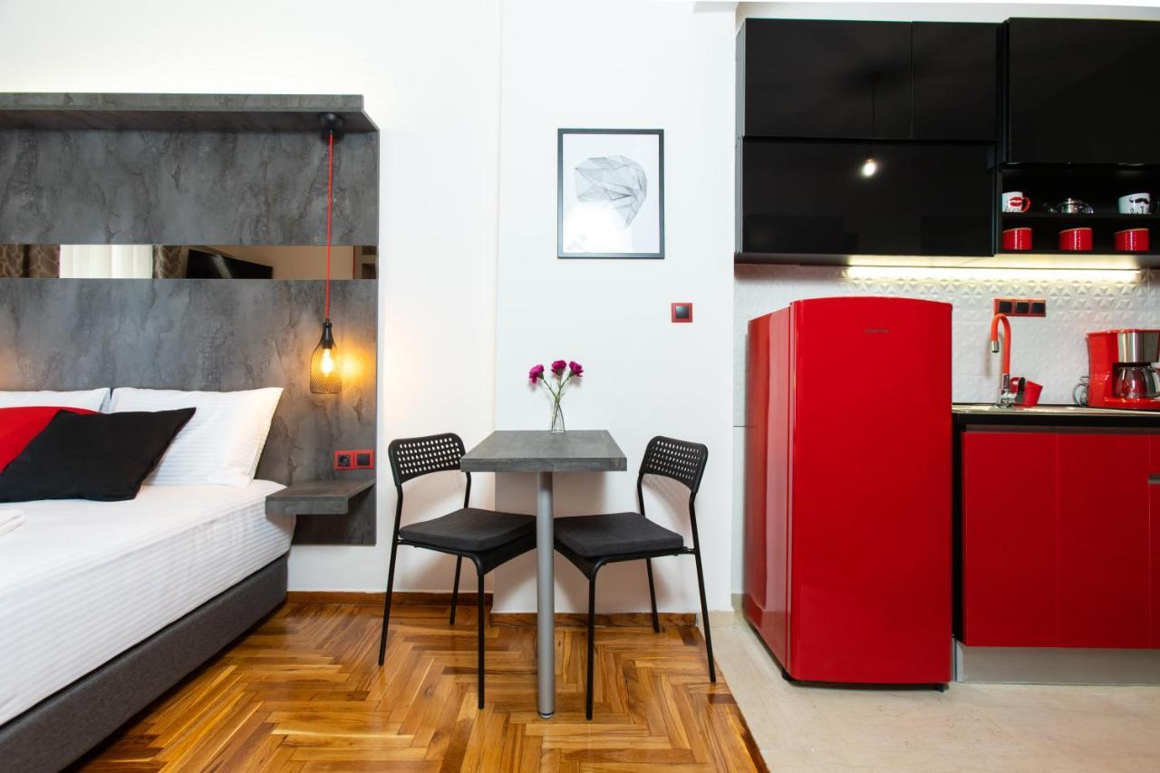 Downtown Luxury Boutique Suites : The Red Suite Thessaloníki Luaran gambar